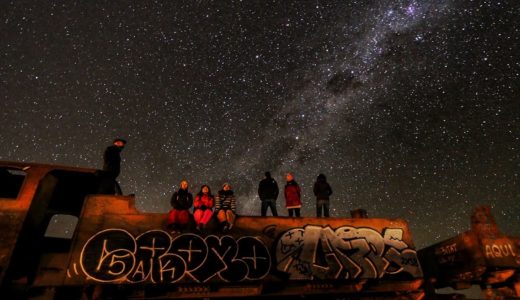 <6ヵ国目>ボリビア/Bolivia【南米66日目】＜ウユニ4日目＞宿で知り合った日本人みんなで列車の墓場へ星空観賞！